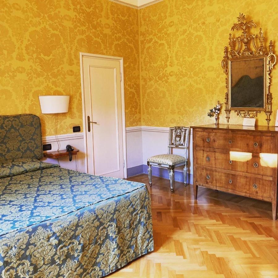 Palazzo Tucci Residenza D'Epoca Bed & Breakfast Lucca Exterior photo