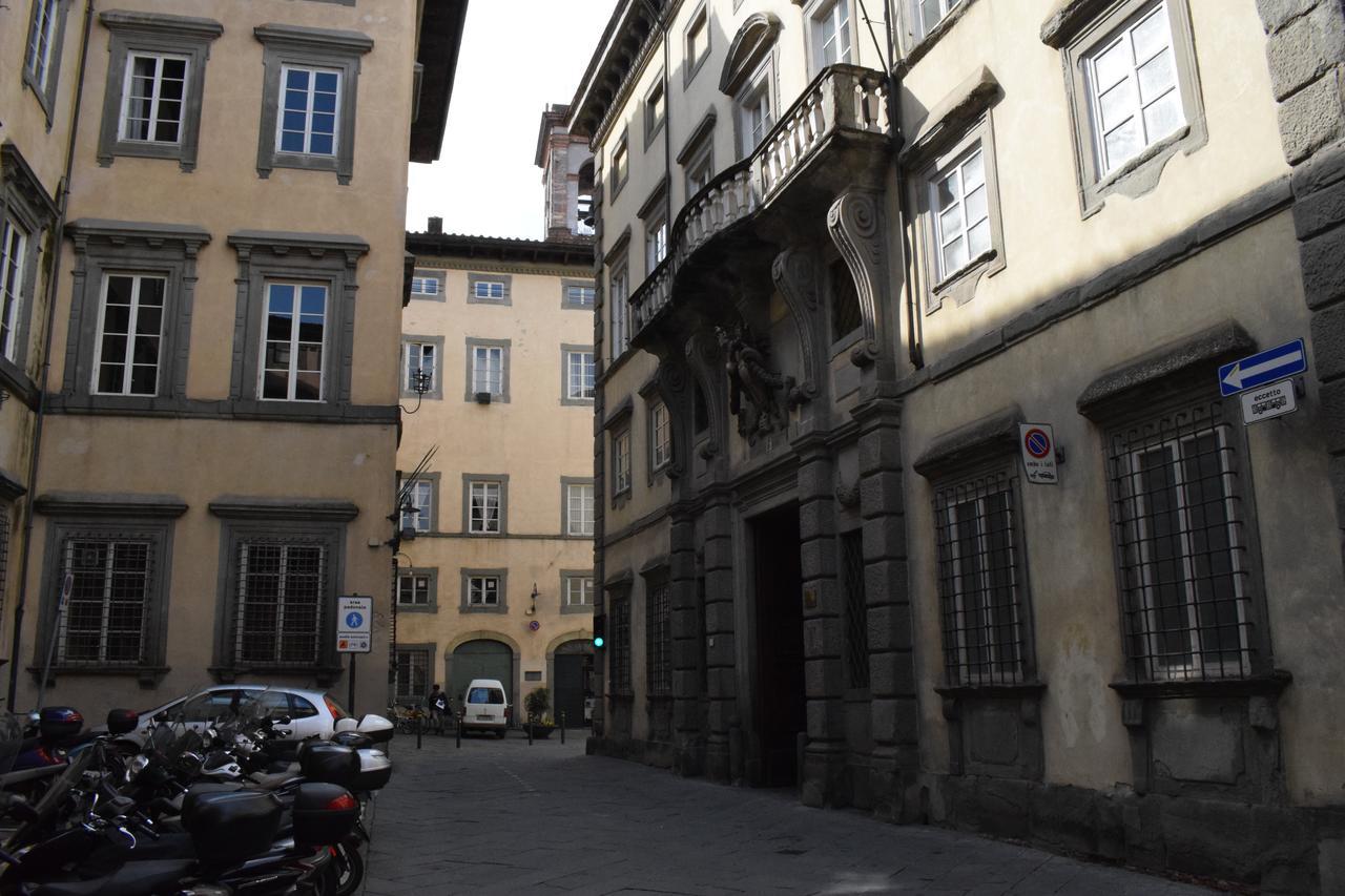 Palazzo Tucci Residenza D'Epoca Bed & Breakfast Lucca Exterior photo